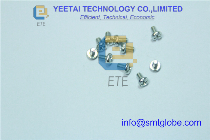 E1116706C00 SCREW